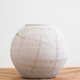 Graceline Vase – Small hand-painted white ceramic vase with washed latte lines, ideal for fresh or dried flowers and modern décor.