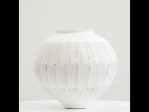 Arabesque Medium Vase- Old World Pot