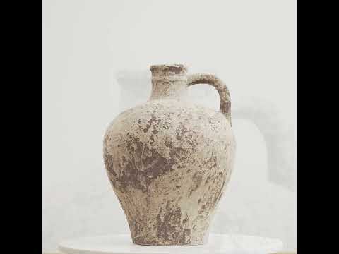 Echo Vase - Retro Revival