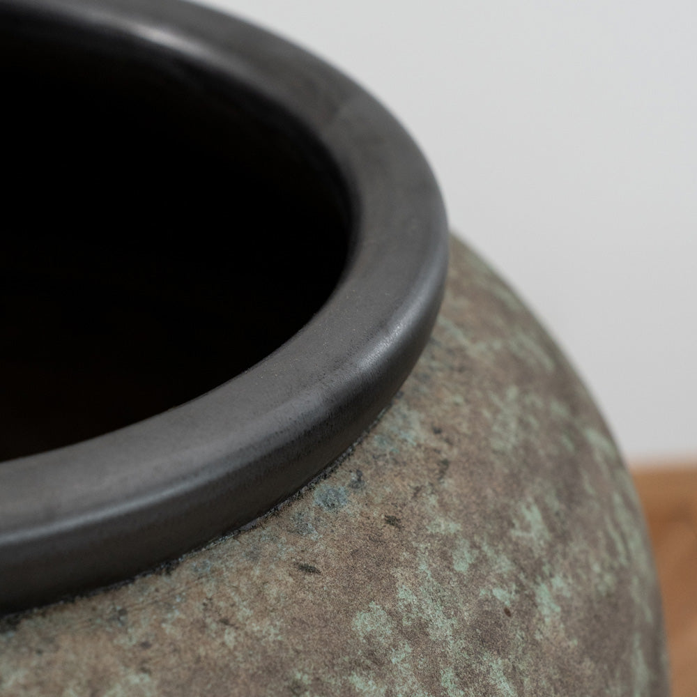 Patina Pot - Round