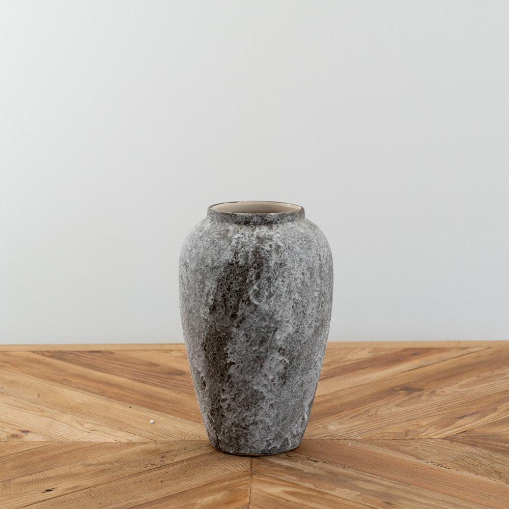 Wintersnow Vase - Medium