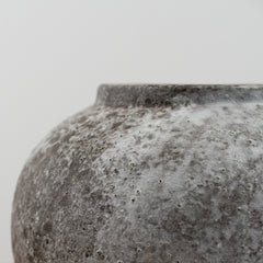 Wintersnow Vase - Round