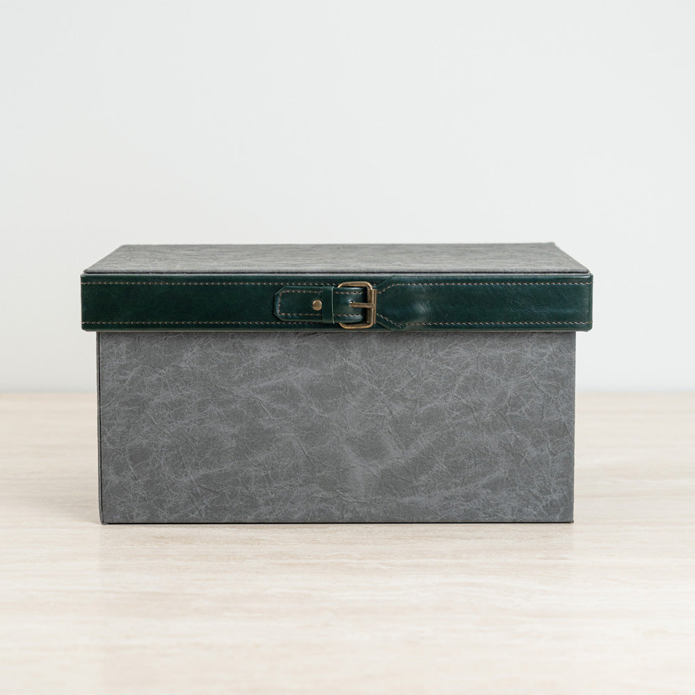 Sophisticated home organizer that complements both classic and modern interiors.