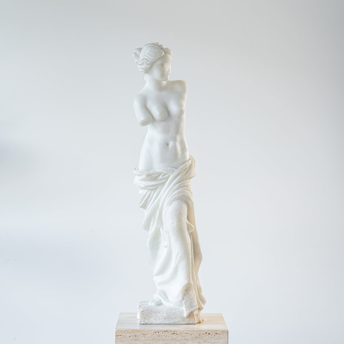 Venus de Milo Statue