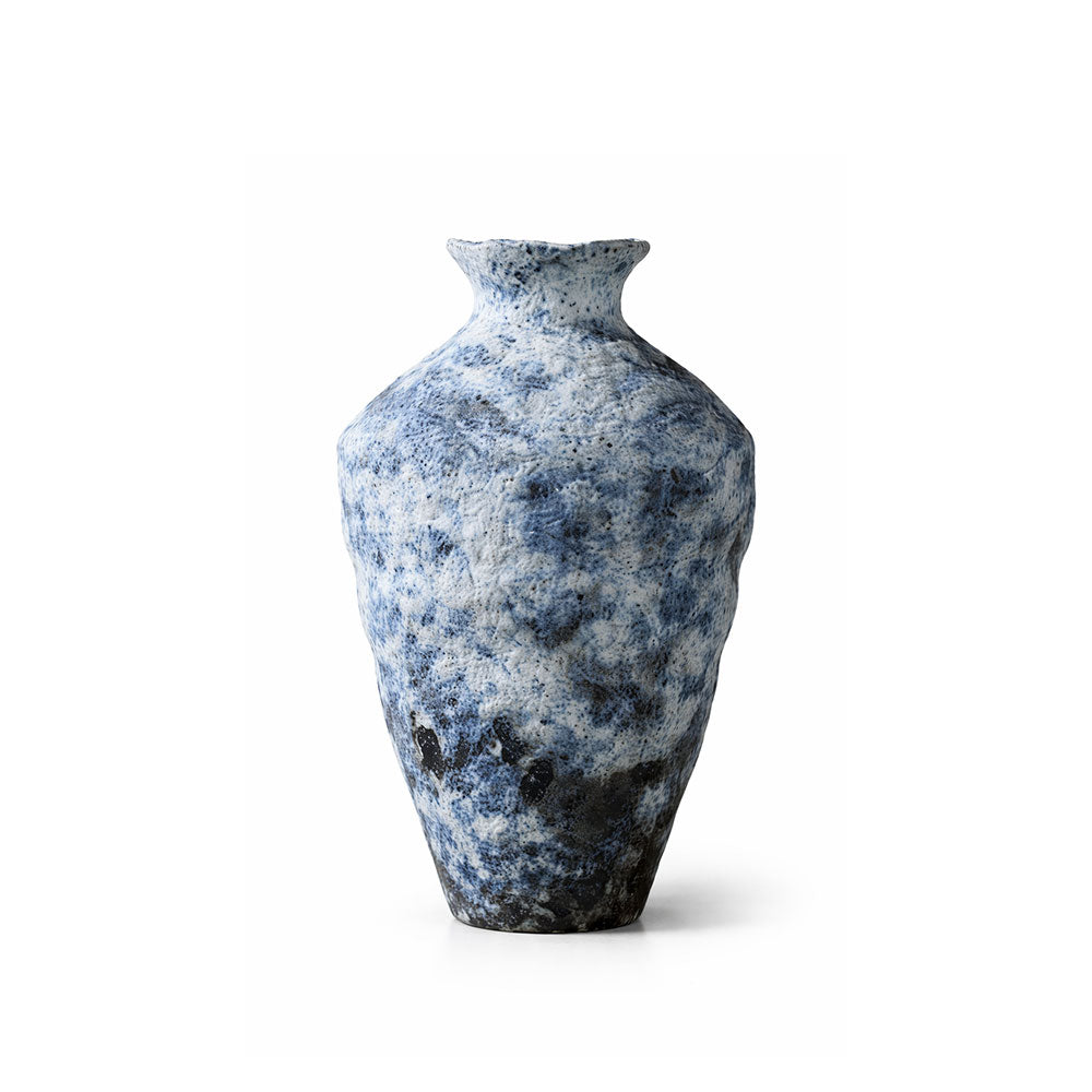 Crest Vase